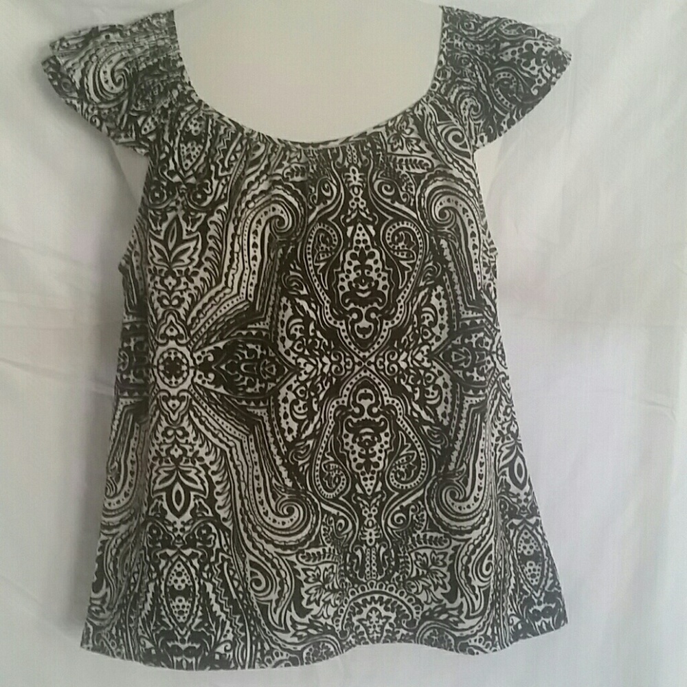 Black and white print Sleeveless blouse